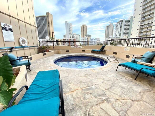 Building Photo - 320 Lili?uokalani Ave Unit 1403