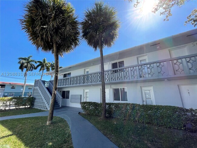 Photo - 890 NW 45th Ave Unit 1