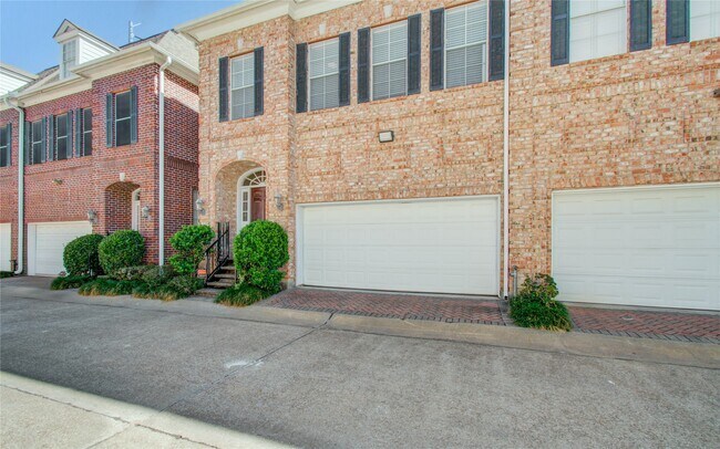 Photo - 1931 Woodbury St