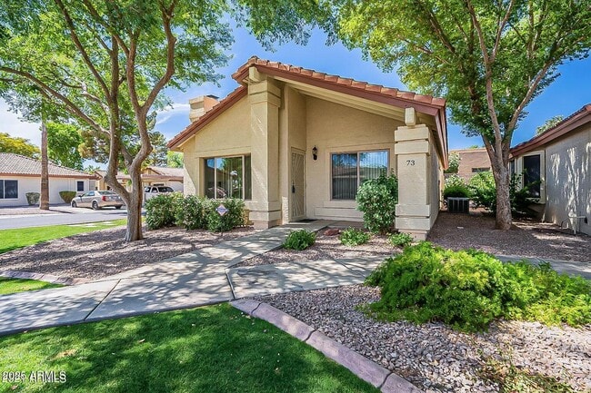 Building Photo - 1120 N Val Vista Dr Rental