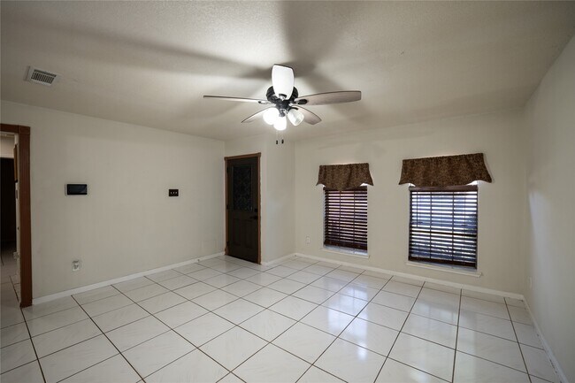 Photo - 3343 Bandell Dr