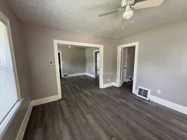 Photo - 283 Sobul Ave