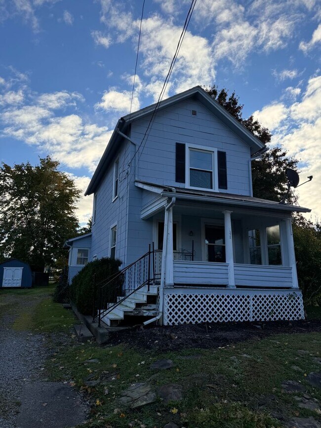 172 Columbia Ave House House Rental in Greenville, PA