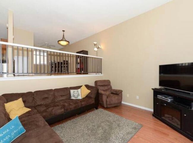 Photo - 6475 Regency Ln