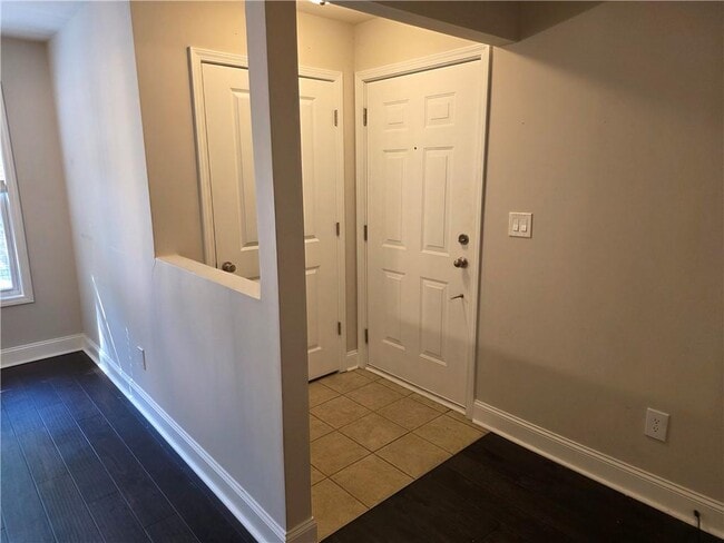 Photo - 1304 Madison Ln S E Unit 1304