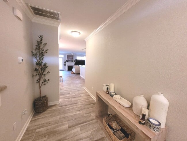 Photo - Gorgeous Townhome-Style Condo in Virginia Beach!