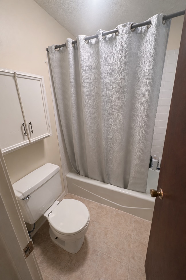 Photo - 205 Dogwood Dr