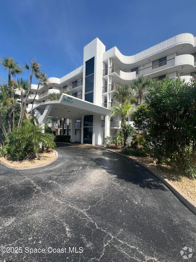 Building Photo - 300 Columbia Dr Unit 3302 Rental