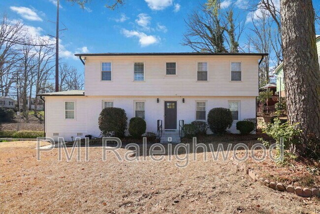 Photo - 322 E Millbrook Rd