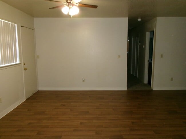 Photo - 9404 Unit 9406