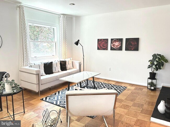 Photo - 10913 Bucknell Dr