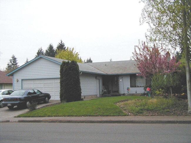 Building Photo - Charming Single-Level Home in Desirable Felida – 4 Bed, 2 Bath