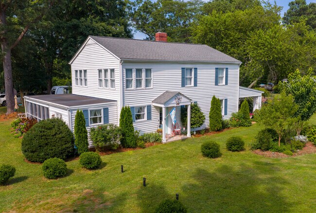 Photo - 82 Sturgeon St