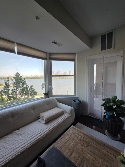 Photo - 20 Ave at Port Imperial Unit 236