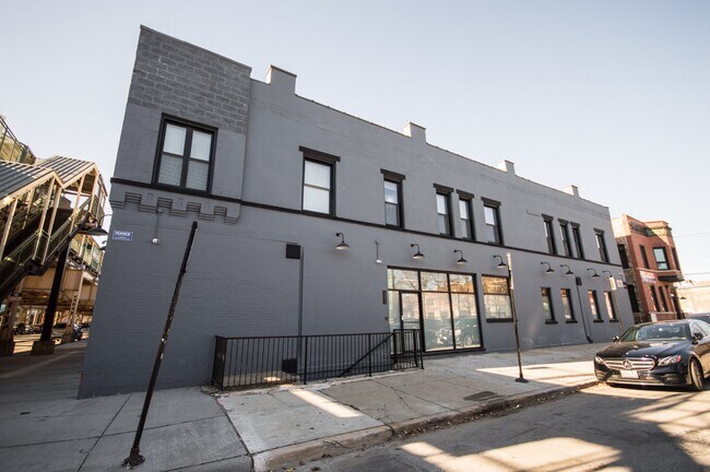 202-10 N. Justine St. / 1532 W. Lake St. - 202-10 N. Justine St. / 1532 W. Lake St.