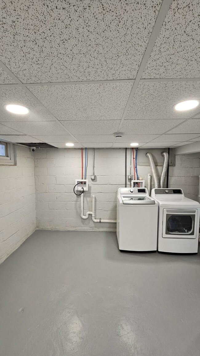 Photo - 613 Willow Ave Unidad 1st Flr