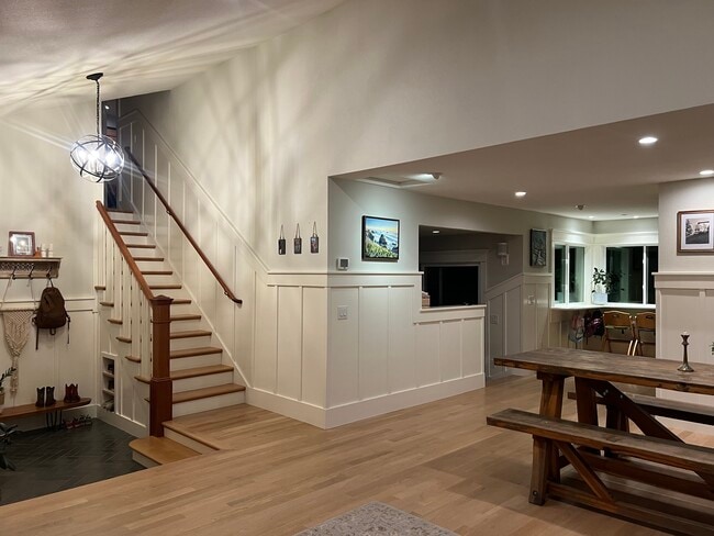 Photo - 1512 Tanager Ln