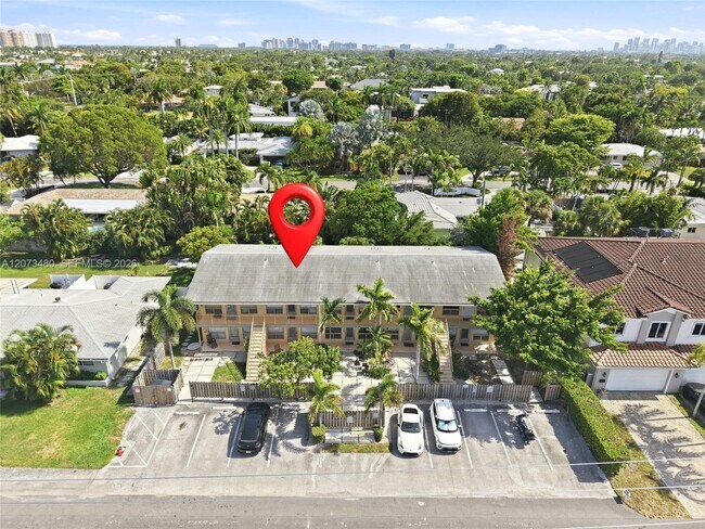 2716 NE 30th Pl Unidad 207C