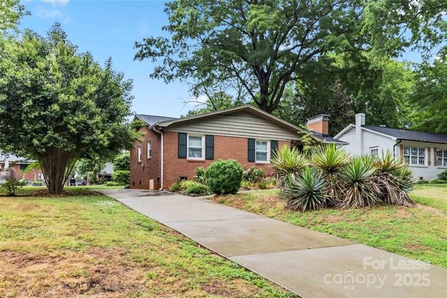Photo - 1634 Van Buren Ave House