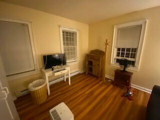 Photo - 3 W Meetinghouse Rd Unit Cottage