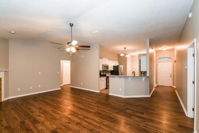 Photo - 3701 Woodbriar Dr