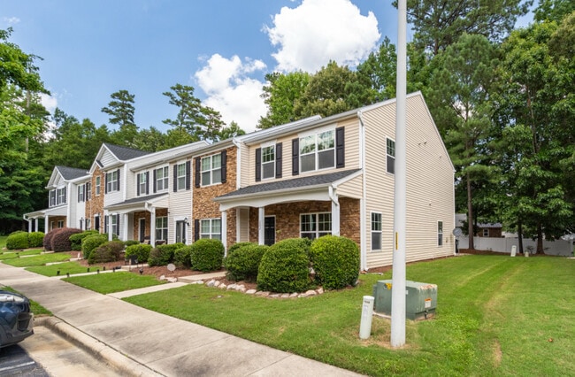 Photo - 202 Tallula Ln