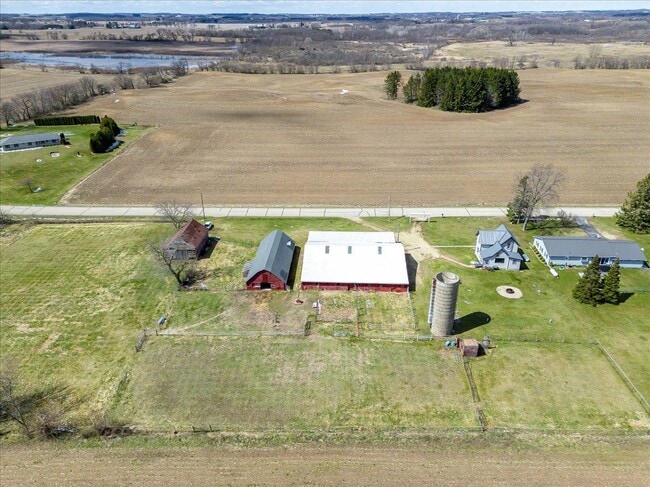 Photo - 34 N Union Rd