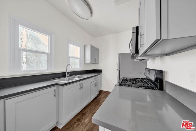 Photo - 3209 Descanso Dr Unit 32