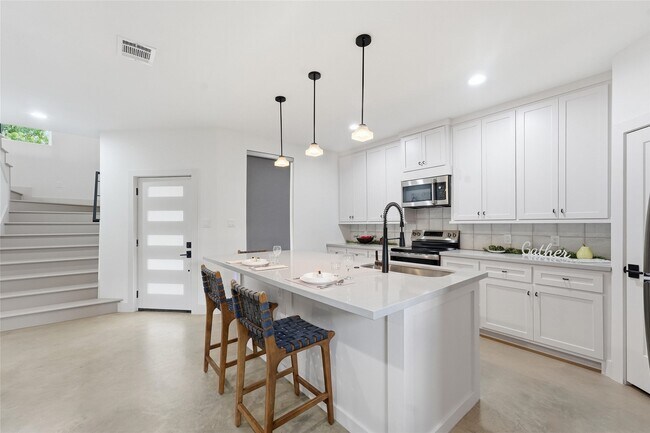 Photo - 12204 Hairston Cir Unit A