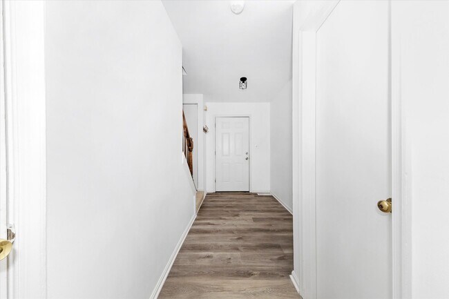 Photo - Churchill Town Rental