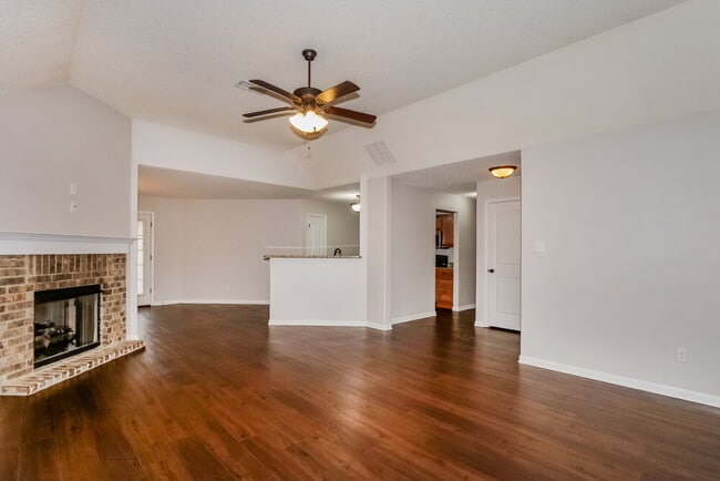 Photo - 9455 Darren Cir S