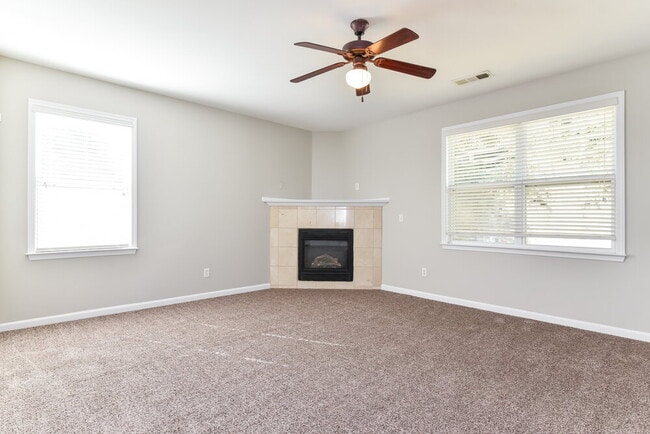 Photo - 1 Horseshoe Ln