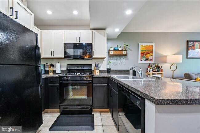 Photo - 800 4th St SW Unit N604