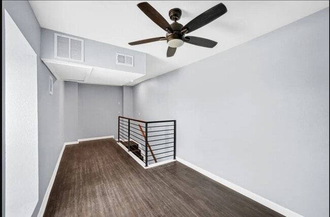 Photo - Cavalcade Heights