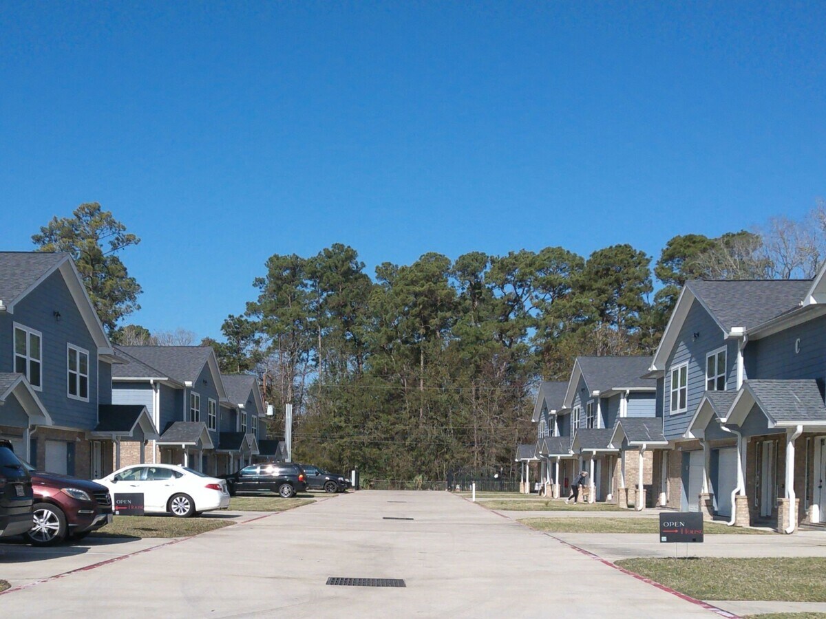 Photo - 22262 Adams St Condo Unit 17