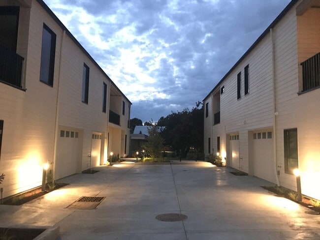 Photo - Atkinson Commons- Unit 6