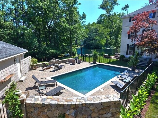 Photo - 47 Woodside Ave