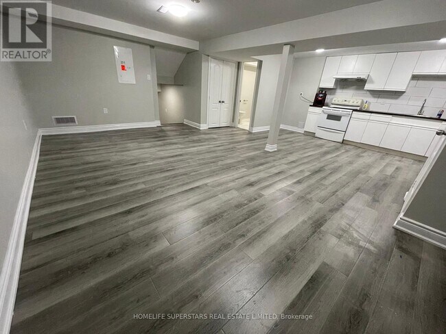 Photo - 43 Oldfield Dr