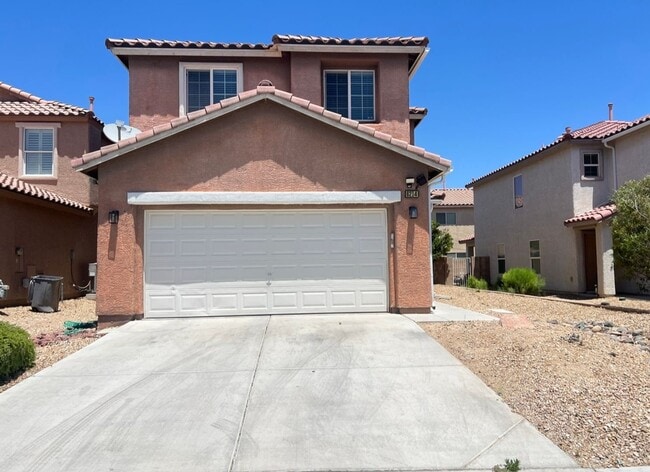 Building Photo - 4 bedroom, 3 bathroom home located in Southwest, NV!