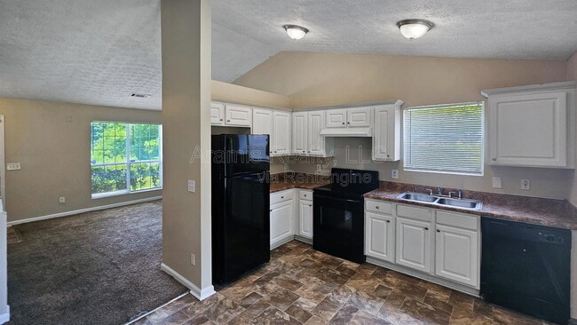 Photo - 4636 Forest Creek Ln