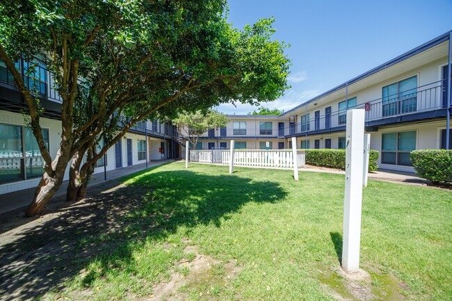 University Place Courtyard