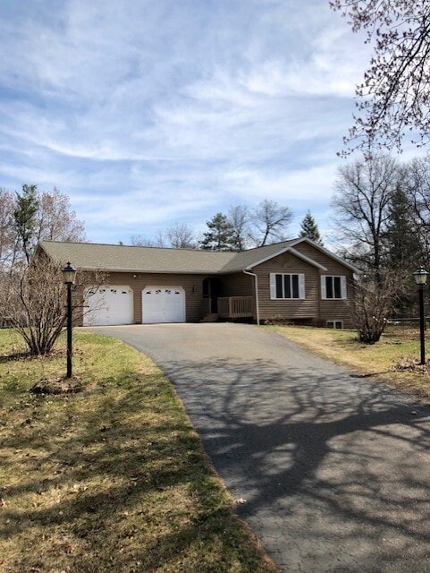 3 Bedrooms, 2.5 Bathrooms Single Family Ho... - 3 Bedrooms, 2.5 Bathrooms Single Family Ho... House