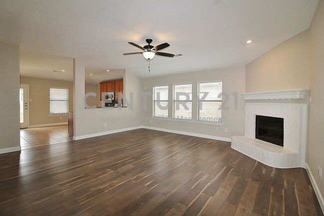 Photo - Lovely 3/2/2 in N. Fort Worth For Rent!