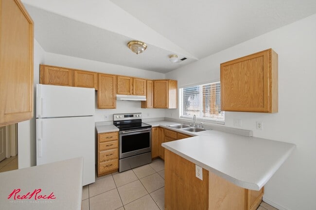 Building Photo - 1058 N 1340 W Cir