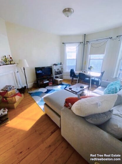 Photo - 53 Hillside St