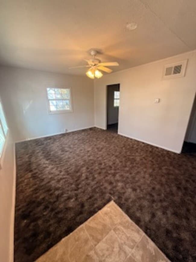 Photo - 2423-2425 Negley Ct Apartamento Unidad 2425