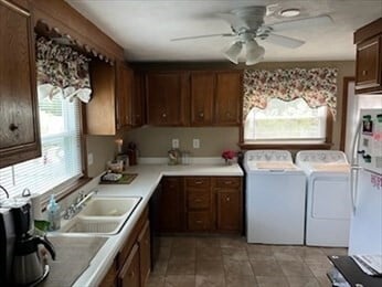 Photo - 16 Indian Rock Dr Unit B