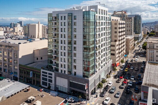 Photo - 1450 Franklin St