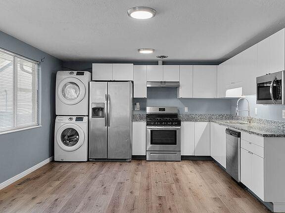 Photo - 1548 W 4890 S