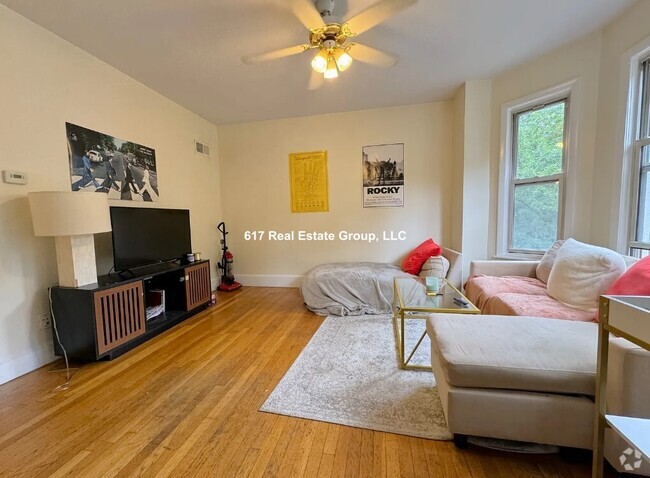 Building Photo - 216 Freeman St Unit 2 Rental